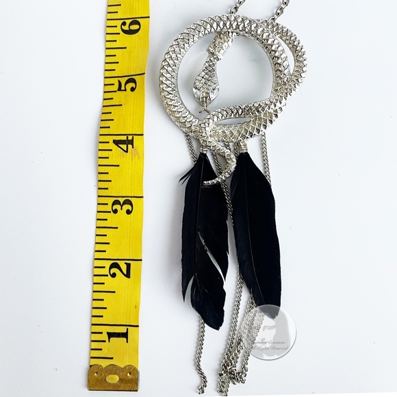 Vintage Snake and Feather 6" Pendant Necklace Silver Metal Serpent Feathers 80s - Picture 12 of 13